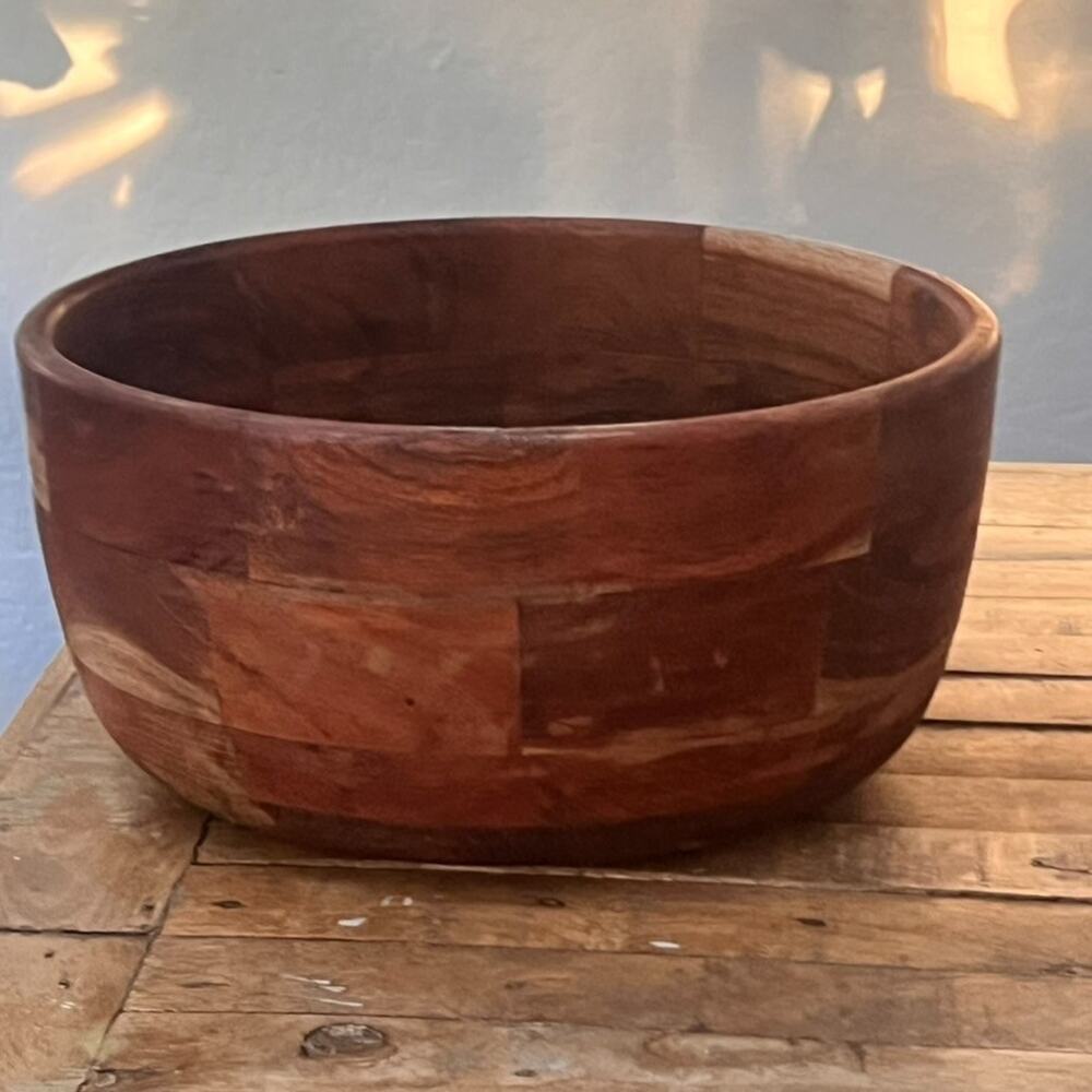 Large Acacia Wood Bowl Decor Serving Bowl 12.5" Tonal Hardwood Strips - Picture 5 of 12